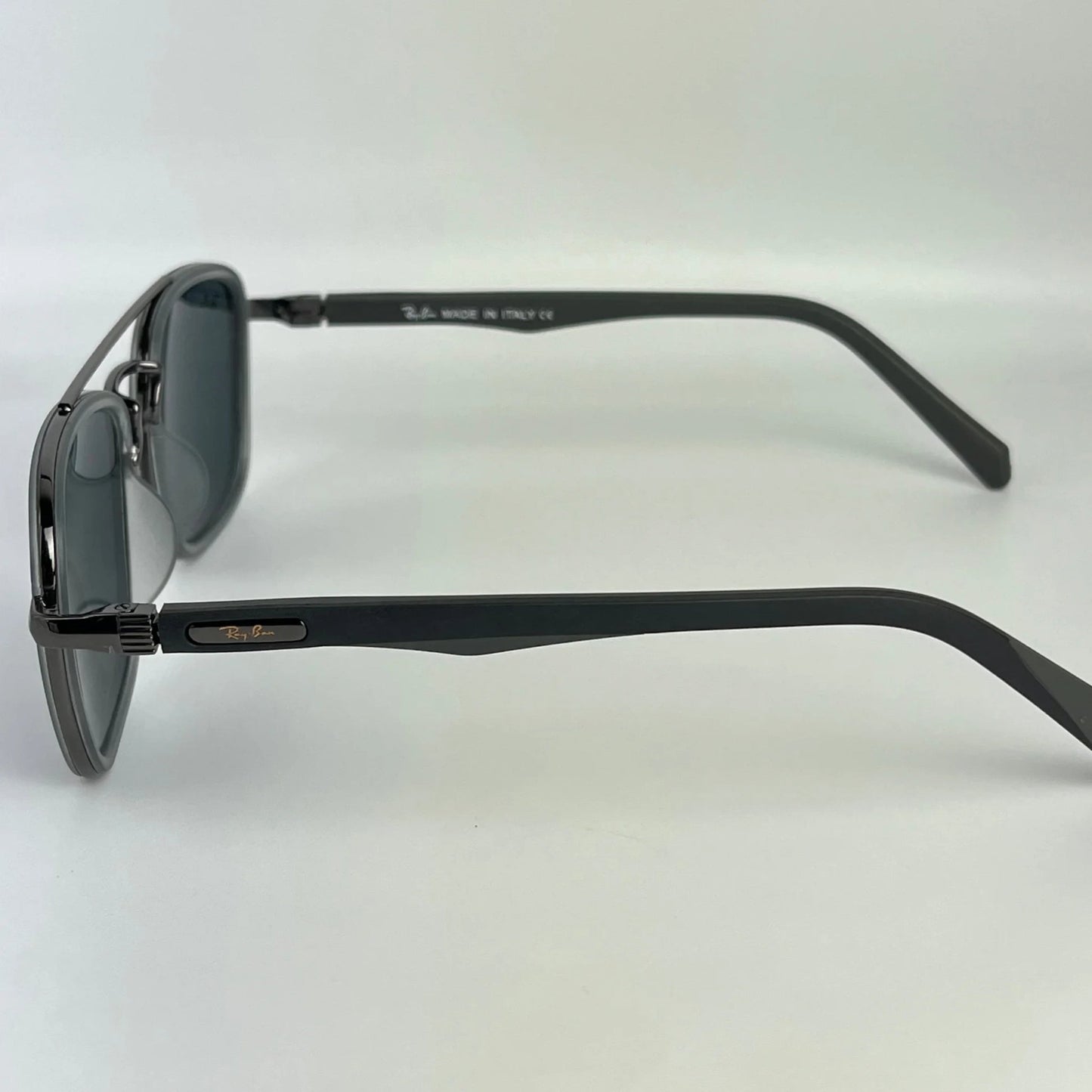 Ray-Ban R54