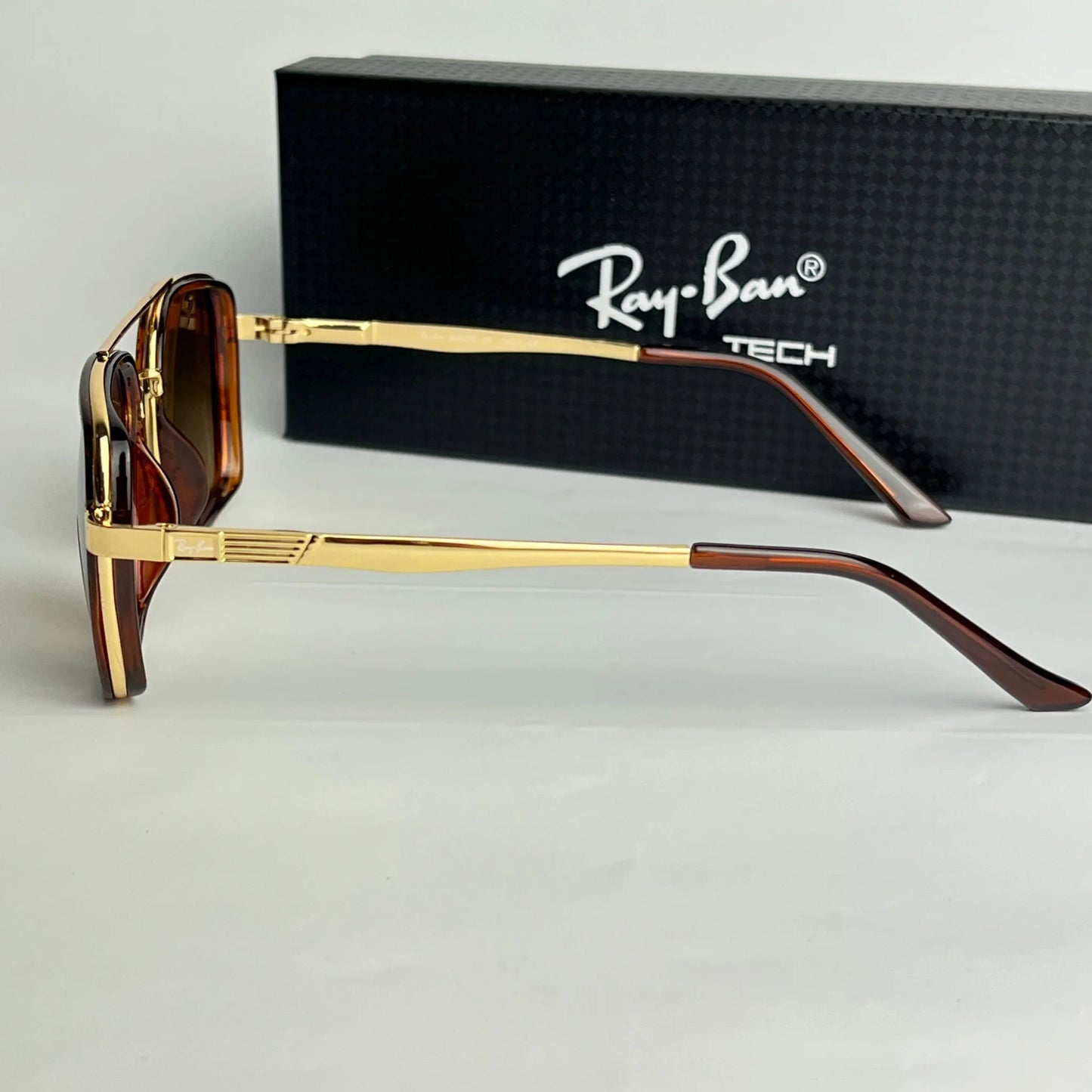 Ray-Ban R47