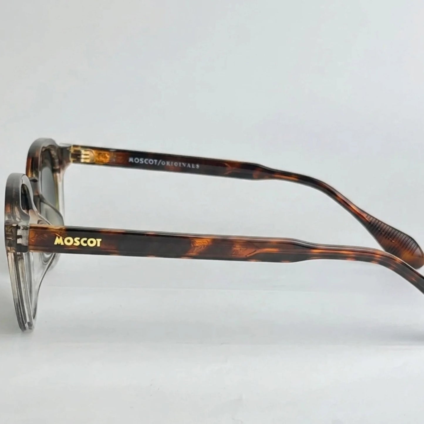 Moscot M168