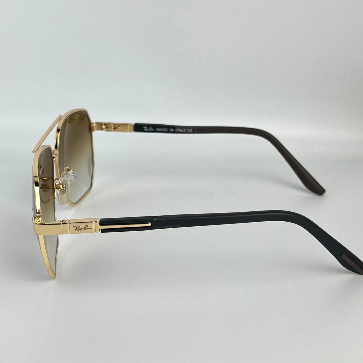 Ray-Ban R66