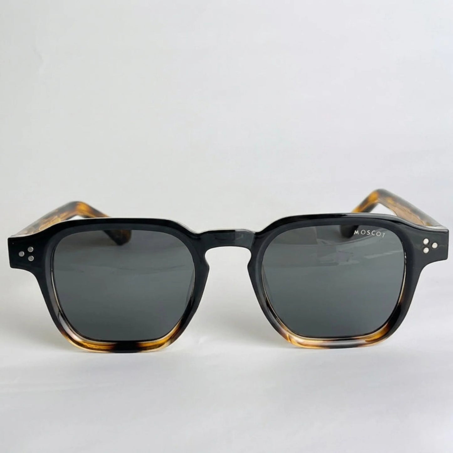 Moscot M151