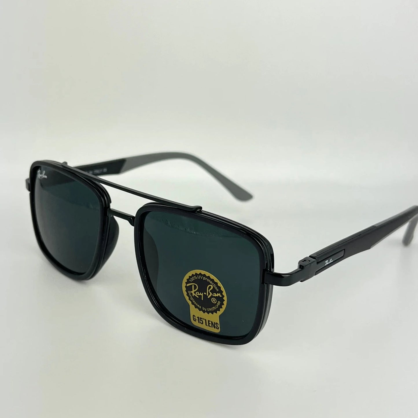 Ray-Ban R82