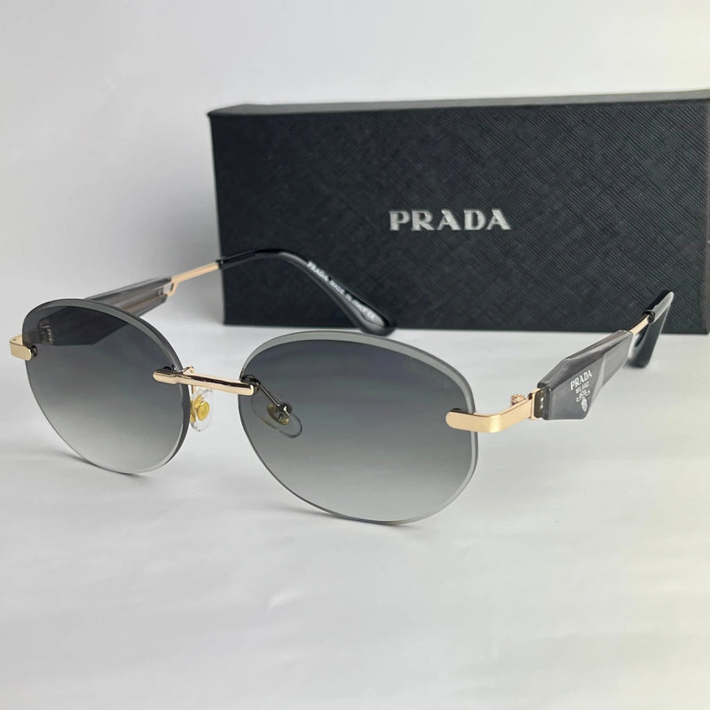 Prada P04