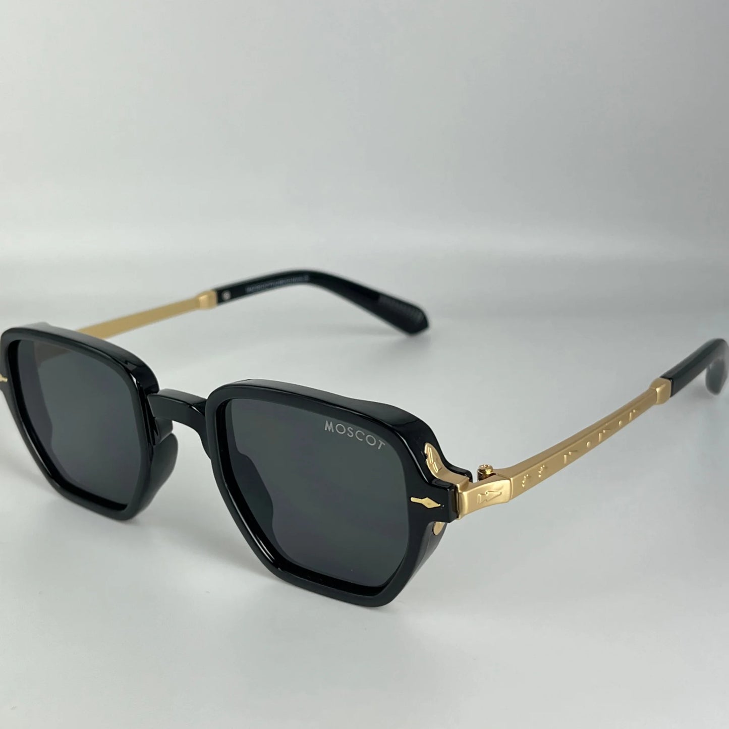 Moscot M202