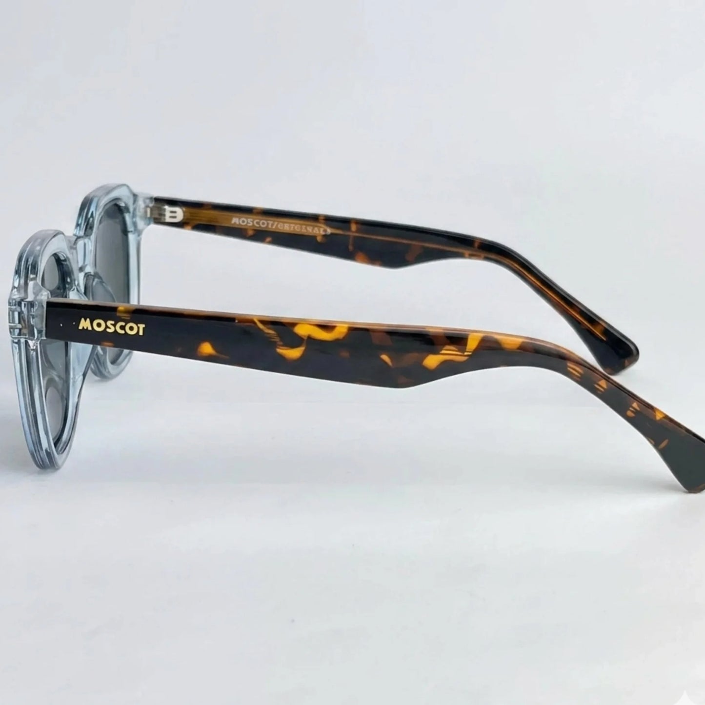 Moscot M180