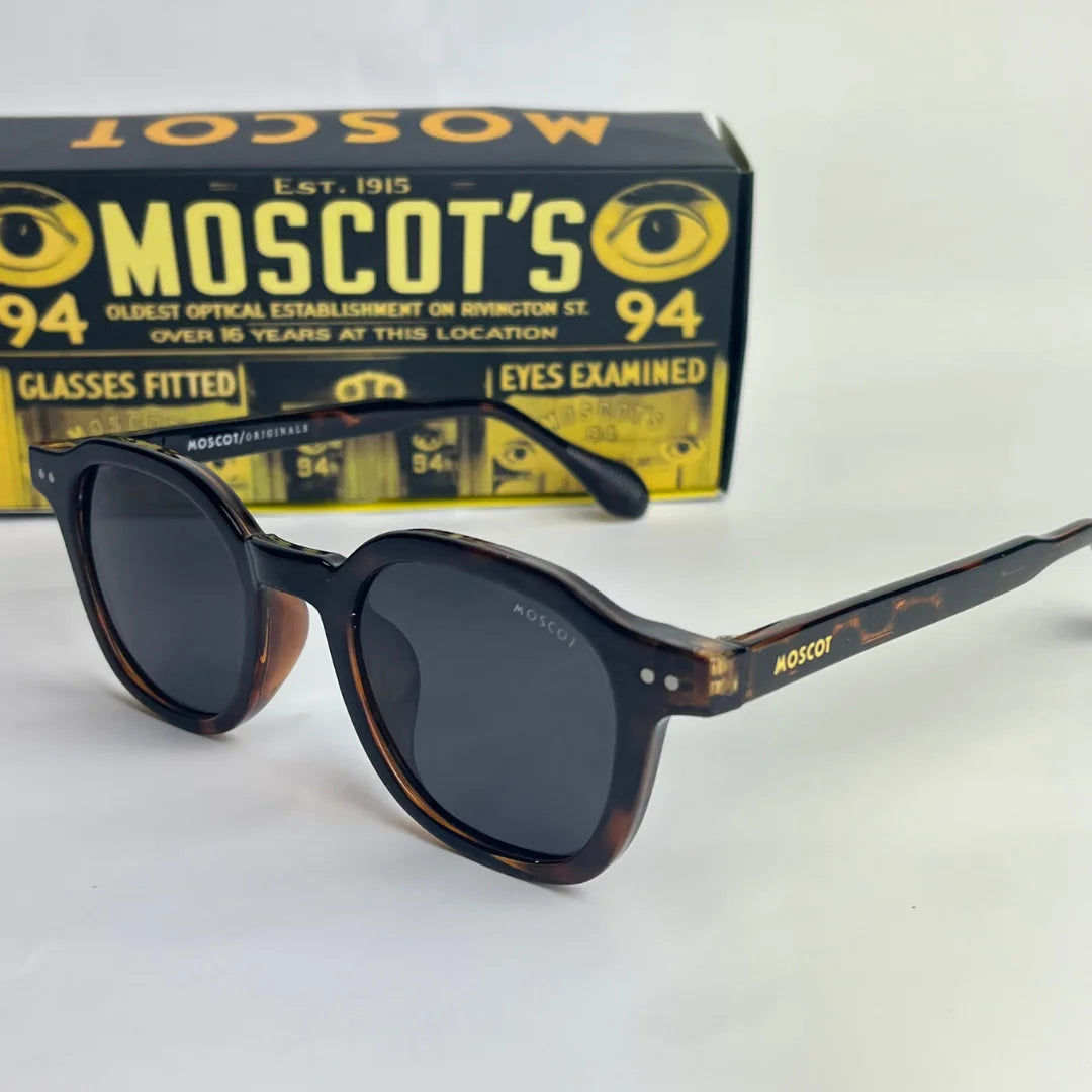 Moscot M222