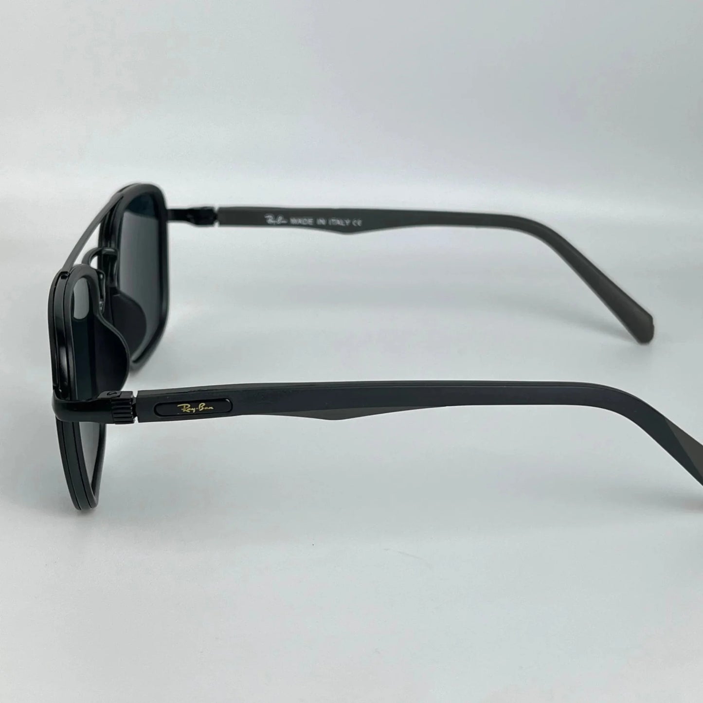 Ray Ban R13