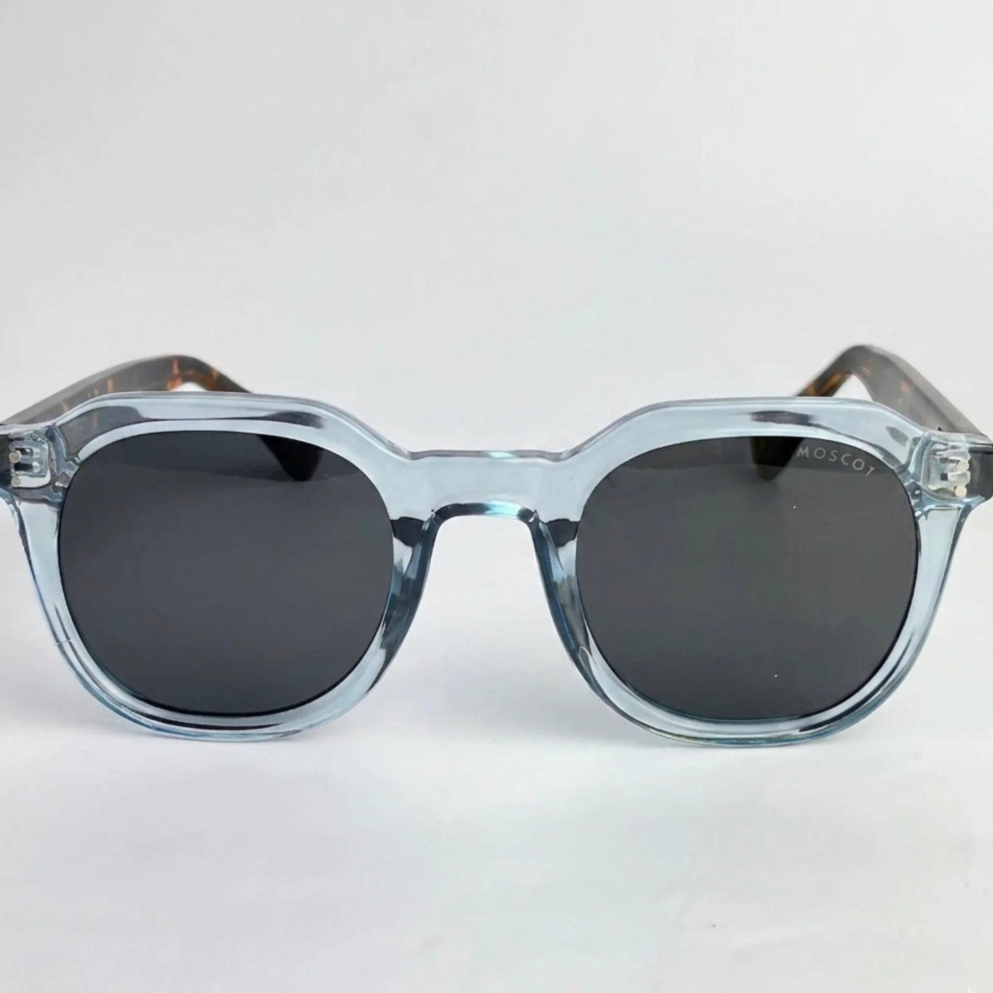Moscot M180