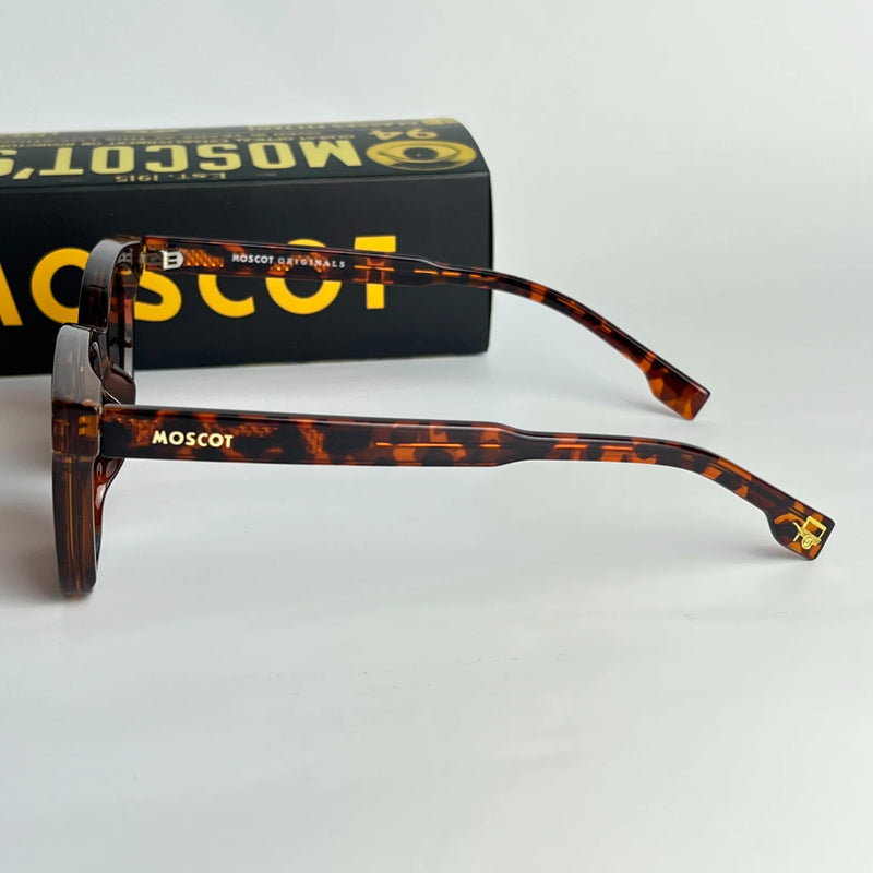 MOSCOT M17