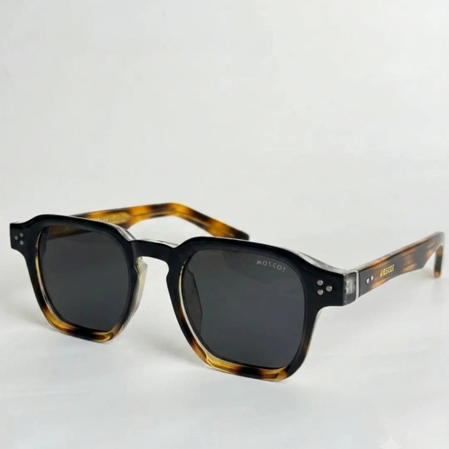 Moscot M151
